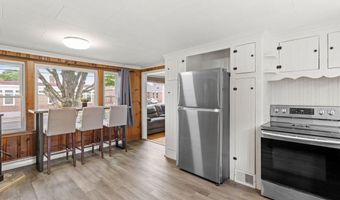 10 Pine St, Alton, NH 03809