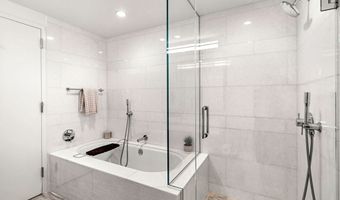 100 Lovejoy Wharf 3G, Boston, MA 02205