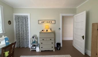 51 Broadway St, Baileyville, ME 04694