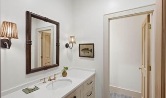 37 Holly Ln, Alexander City, AL 35010