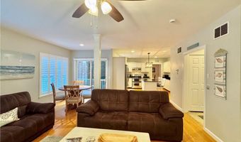 34 Marian Ave, Narragansett, RI 02882