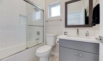 2153 S West View St, Los Angeles, CA 90016