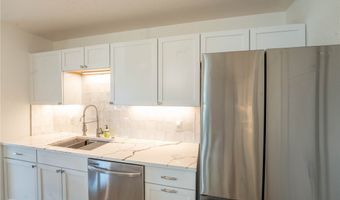 109 Saunders Ln, Aransas Pass, TX 78336
