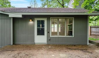 16 Amesbury Ln, Bella Vista, AR 72715