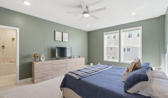 42605 NUBBINS Ter, Ashburn, VA 20147