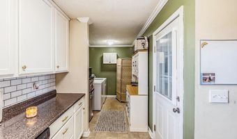 101 Huey St, Boiling Springs, SC 29316
