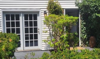 41 Gault Rd, Bedford, NH 03110