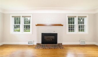 1010 8th Ave NW, Austin, MN 55912