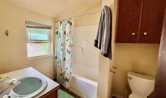 1015 S Lincoln St, Aberdeen, SD 57401