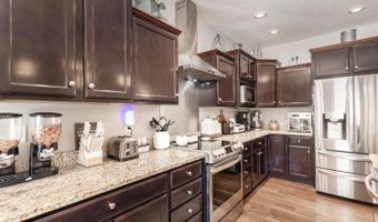 9995 Cedar View Ln, Aurora, IN 47001
