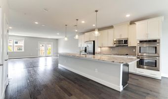 44750 TIVERTON Sq, Ashburn, VA 20147