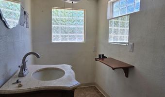 1008 CHAPARRAL St, Bloomfield, NM 87413