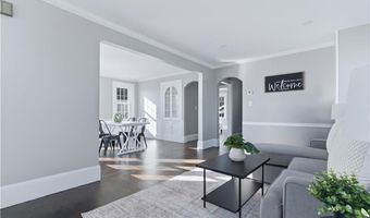 220 Vincent Ave, East Providence, RI 02914