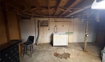 7912 Birkenhead Dr, Affton, MO 63123