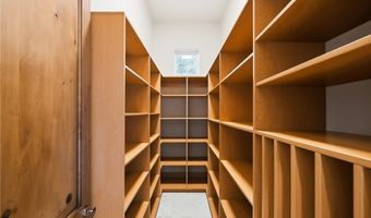 2990 Traverse Creek Ln, Las Vegas, NV 89135