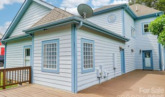 611 E 37th St, Charlotte, NC 28205