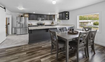 105 Meador St, Asotin, WA 99402