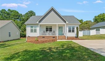 724 Sherwood Rd, Asheboro, NC 27205