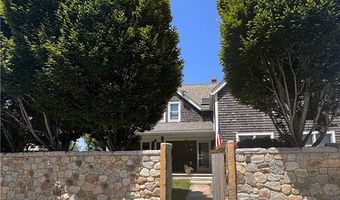 208 Chapel St, Block Island, RI 02807
