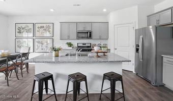 1055 Queensland Ln, Ayden, NC 28513