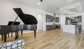 1515 Las Lomas Ct, Alamogordo, NM 88310