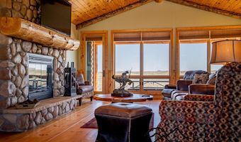 39 Moccasin Trl, Clark, WY 82435