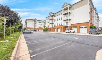 41895 CATHEDRAL VALLEY Sq 401, Aldie, VA 20105