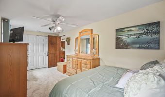 17 Cedar Ave, North Middletown, NJ 07748