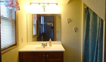 2412 5th St, Eau Claire, WI 54703