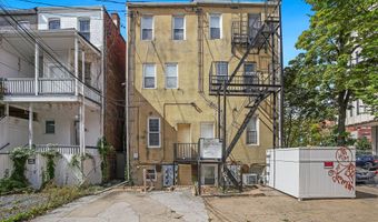 2645 N CHARLES St B, Baltimore, MD 21218