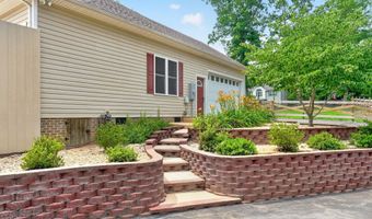 1558 RIDGEWAY Dr, Barboursville, VA 22923