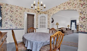 2848 Anderson Dr, Allison Park, PA 15101