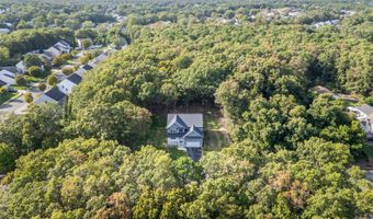 70 Seurat St, Barnegat, NJ 08005