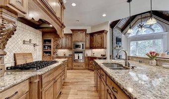 11037 Estates Cir, Alpharetta, GA 30022