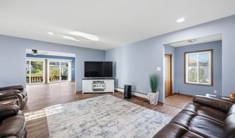 2037 W Park, Algonac, MI 48001