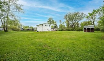 270 E Skyline Dr, Ballwin, MO 63011
