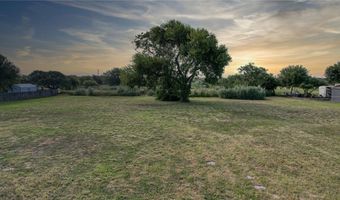 213 Mesquite Cir, Aransas Pass, TX 78336