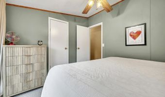 521 Okoboji Grove Rd #20, Arnolds Park, IA 51331