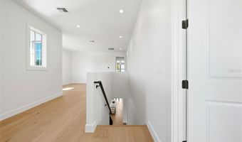 15 E HAZEL St, Orlando, FL 32804