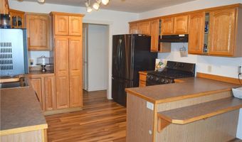 4777 Waterloo Rd, Atwater, OH 44201