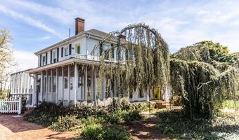 151 Burke St, Appomattox, VA 24522