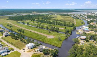5140 Atlantis Dr, Bay St. Louis, MS 39520