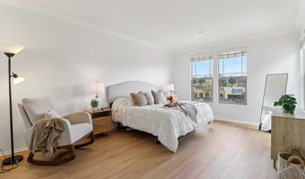 8301 Rio San Diego Dr 26, San Diego, CA 92108