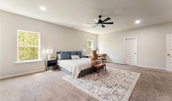 124 Cummings Ct, Ball Ground, GA 30107