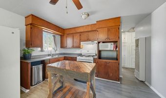 17297 Lassen Ave, Anderson, CA 96007
