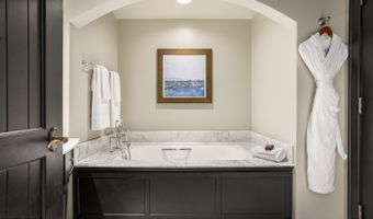130 Daybreak Ridge Rd Hs725, Avon, CO 81620