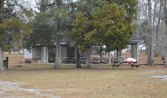 9 Nautical Dr, Camden, SC 29020