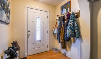 20735 Crabtree St, Chugiak, AK 99567