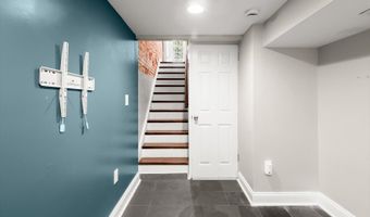 229 S MADEIRA St, Baltimore, MD 21231