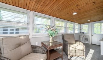 293 Louis Ave, Bayville, NJ 08721